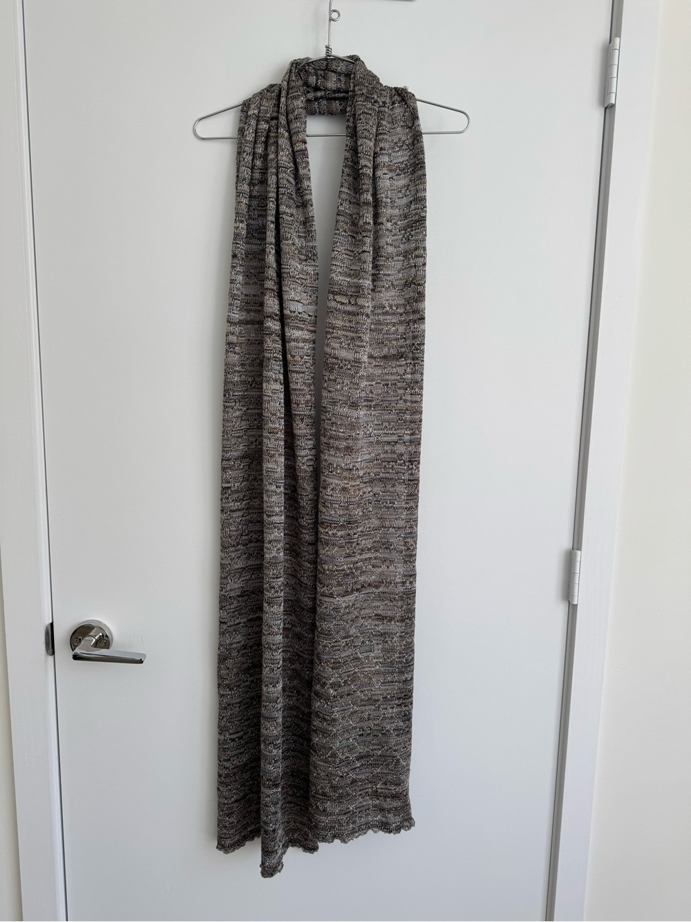 ALEXIS Knit Scarf